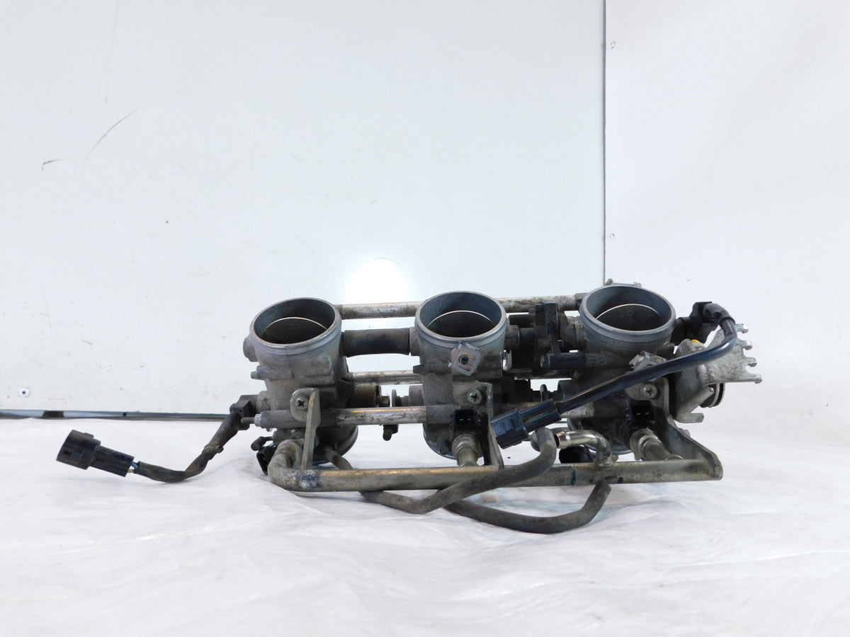 Triumph Rocket III Classic/Roaster Touring Engine Air Fuel Intake Throttle Body - C3 Cycle