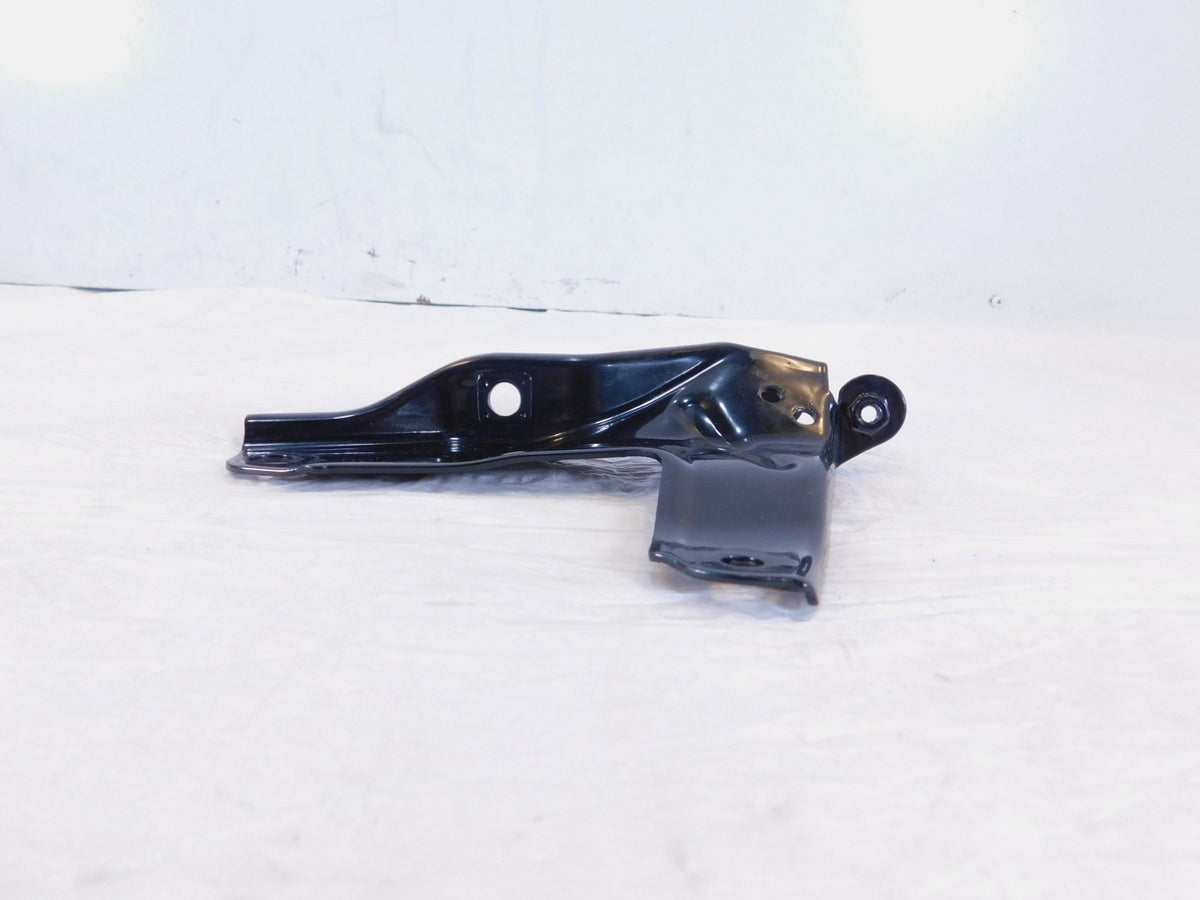 Husqvarna Svartpilen Vitpilen 401 CKD Right Side Tank Reservoir Mount Bracket - C3 Cycle