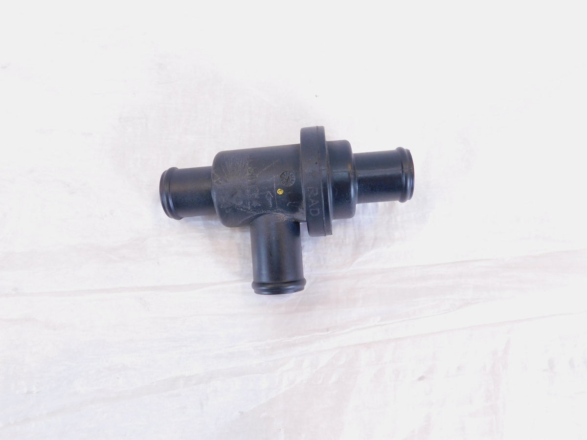 Husqvarna Svartpilen Vitpilen 401 CKD B.D Engine Coolant Cooling Thermostat - C3 Cycle