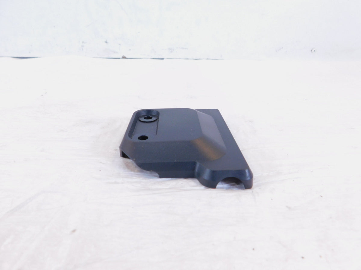 18-19 Husqvarna Svartpilen Vitpilen 401 CKD Black Ignition Coil Cover Cover Cap - C3 Cycle
