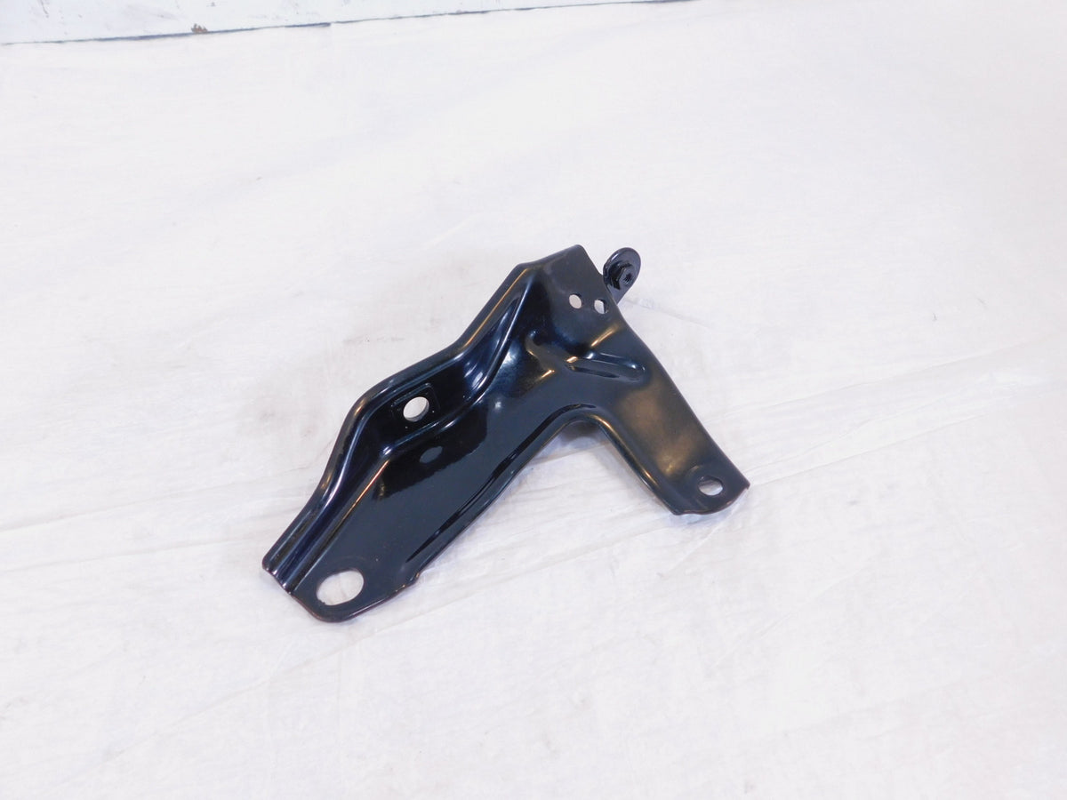 Husqvarna Svartpilen Vitpilen 401 CKD Right Side Tank Reservoir Mount Bracket - C3 Cycle
