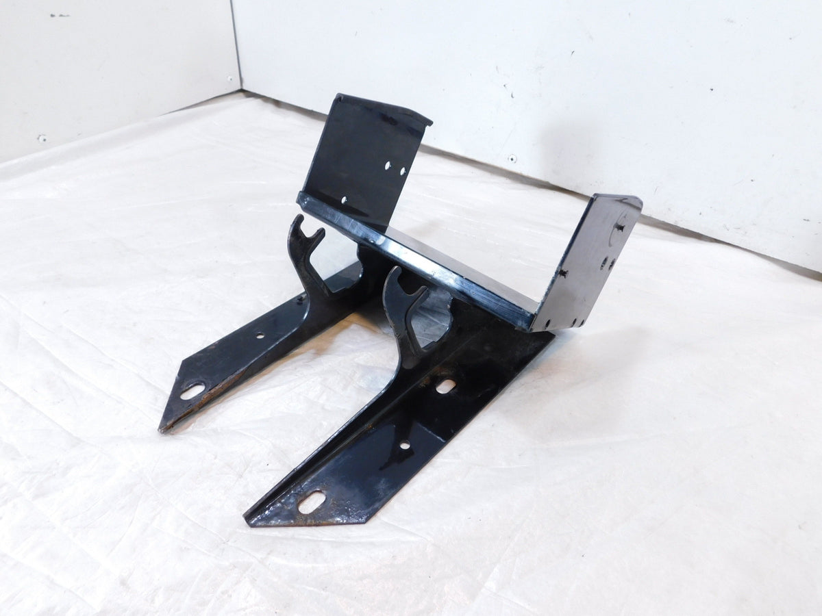 2011 Harley Davidson FLTR Road Glide Front Fairing Cowling Radio Mount Bracket - C3 Cycle