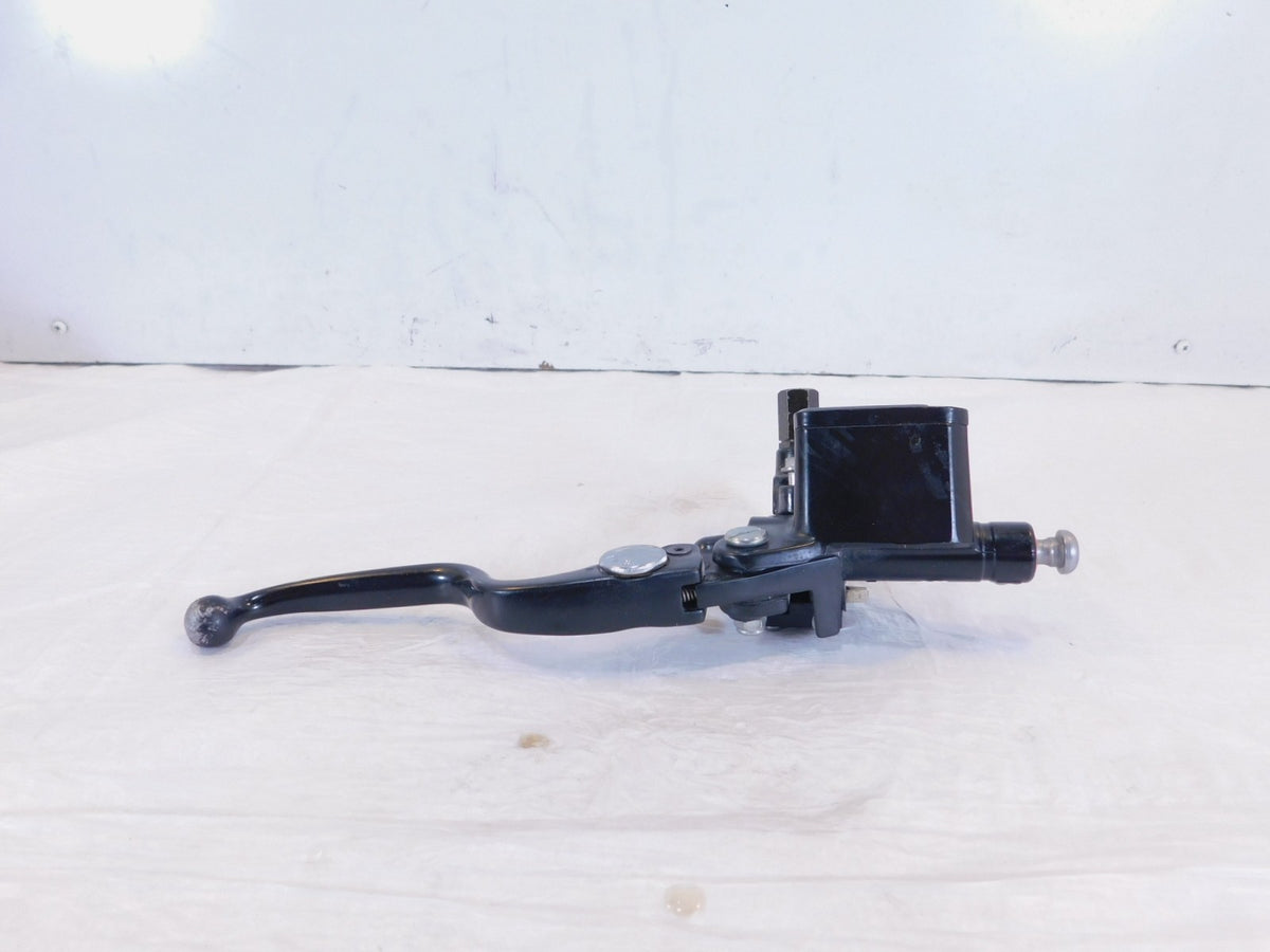 Husqvarna Svartpilen Vitpilen 401 CKD B.D  Front Brake Mster Cylinder & Lever - C3 Cycle