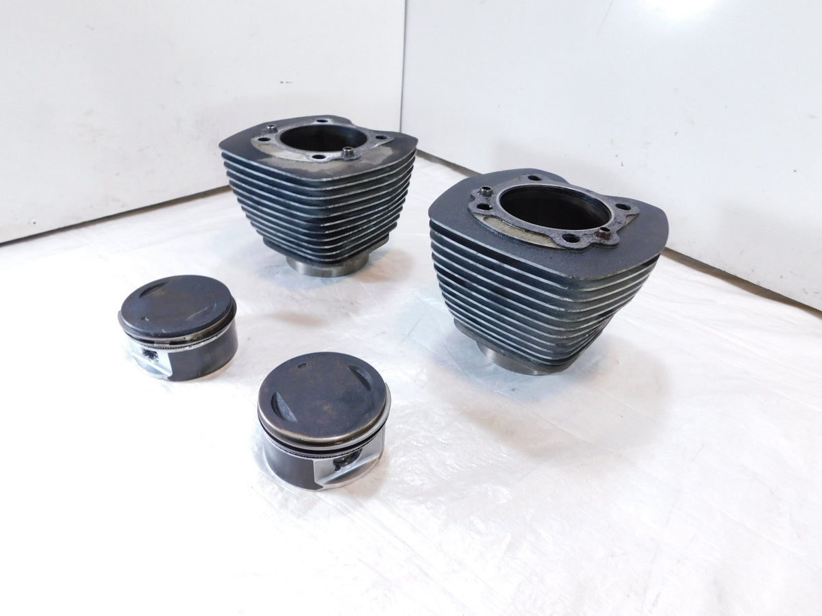 Harley Davidson Twin Cam Touring Dyna & Softail Engine Pistons & Black Cylinders - C3 Cycle
