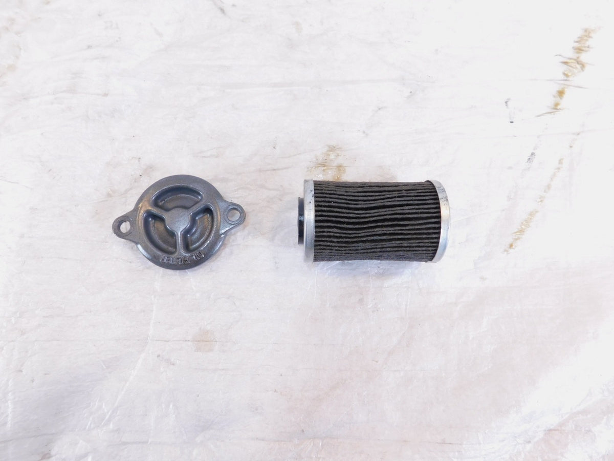 Husqvarna Svartpilen Vitpilen 401 CKD B.D Enginge Motor Oil Pump Cap Cover