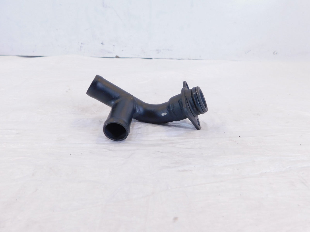 Husqvarna Svartpilen Vitpilen 401 CKD  Engine Cooling Coolant Water Pump Joint - C3 Cycle
