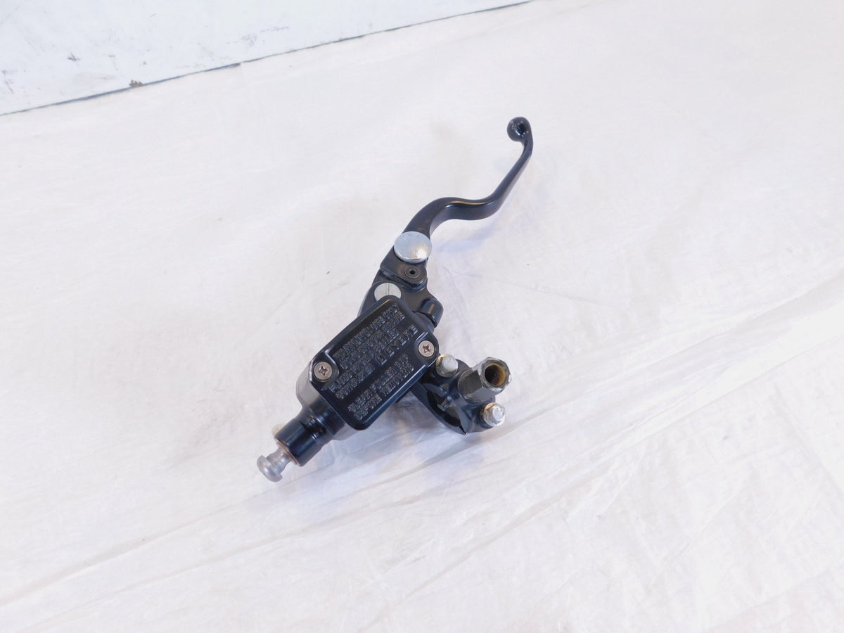 Husqvarna Svartpilen Vitpilen 401 CKD B.D  Front Brake Mster Cylinder & Lever - C3 Cycle