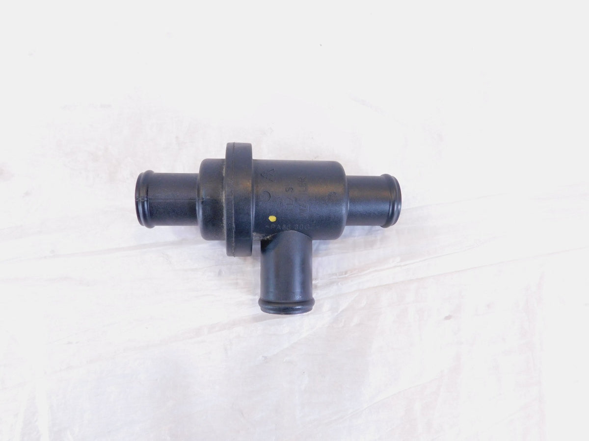 Husqvarna Svartpilen Vitpilen 401 CKD B.D Engine Coolant Cooling Thermostat - C3 Cycle