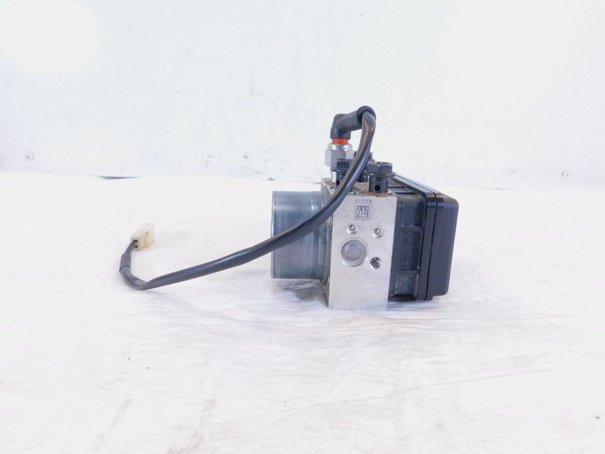 2018-2019 Husqvarna Svartpilen Vitpilen 401 CKD ABS Brake Control Modulator Pump - C3 Cycle