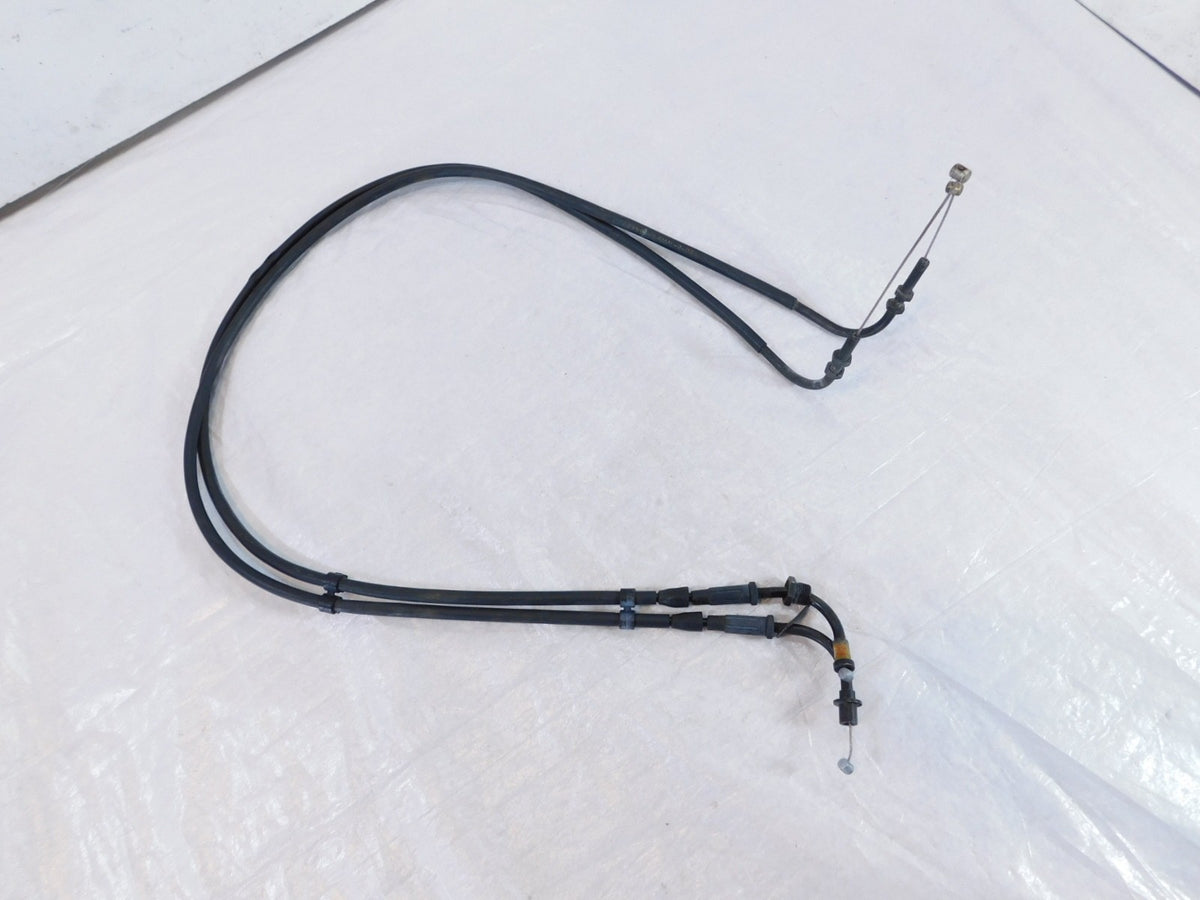 Triumph Rocket III Touring Front Right Handlebar Grip Throttle Cable Wire Line - C3 Cycle