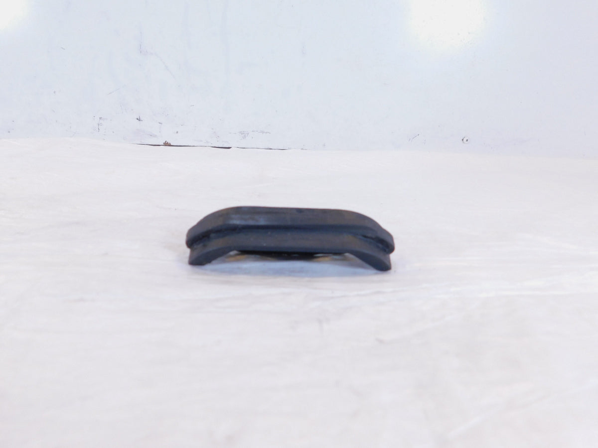 Husqvarna Svartpilen Vitpilen 401 Front Output Drive Sprocket Chain Guard Guide