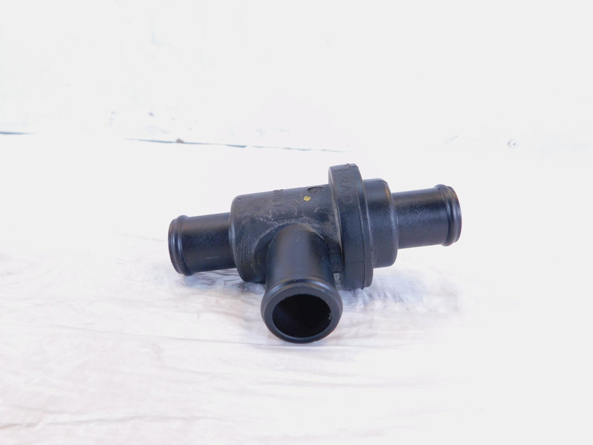 Husqvarna Svartpilen Vitpilen 401 CKD B.D Engine Coolant Cooling Thermostat - C3 Cycle
