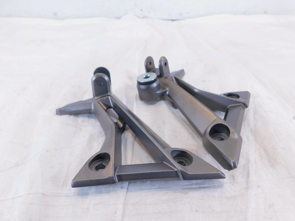 13-2017 Kawasaki Ninja 300 EX300 Rear Left/Right FootPeg Footrest Holder Mounts