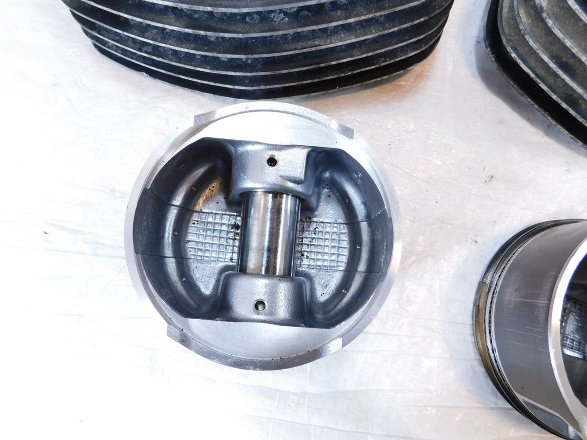 Harley Davidson Twin Cam Touring Dyna & Softail Engine Pistons & Black Cylinders - C3 Cycle