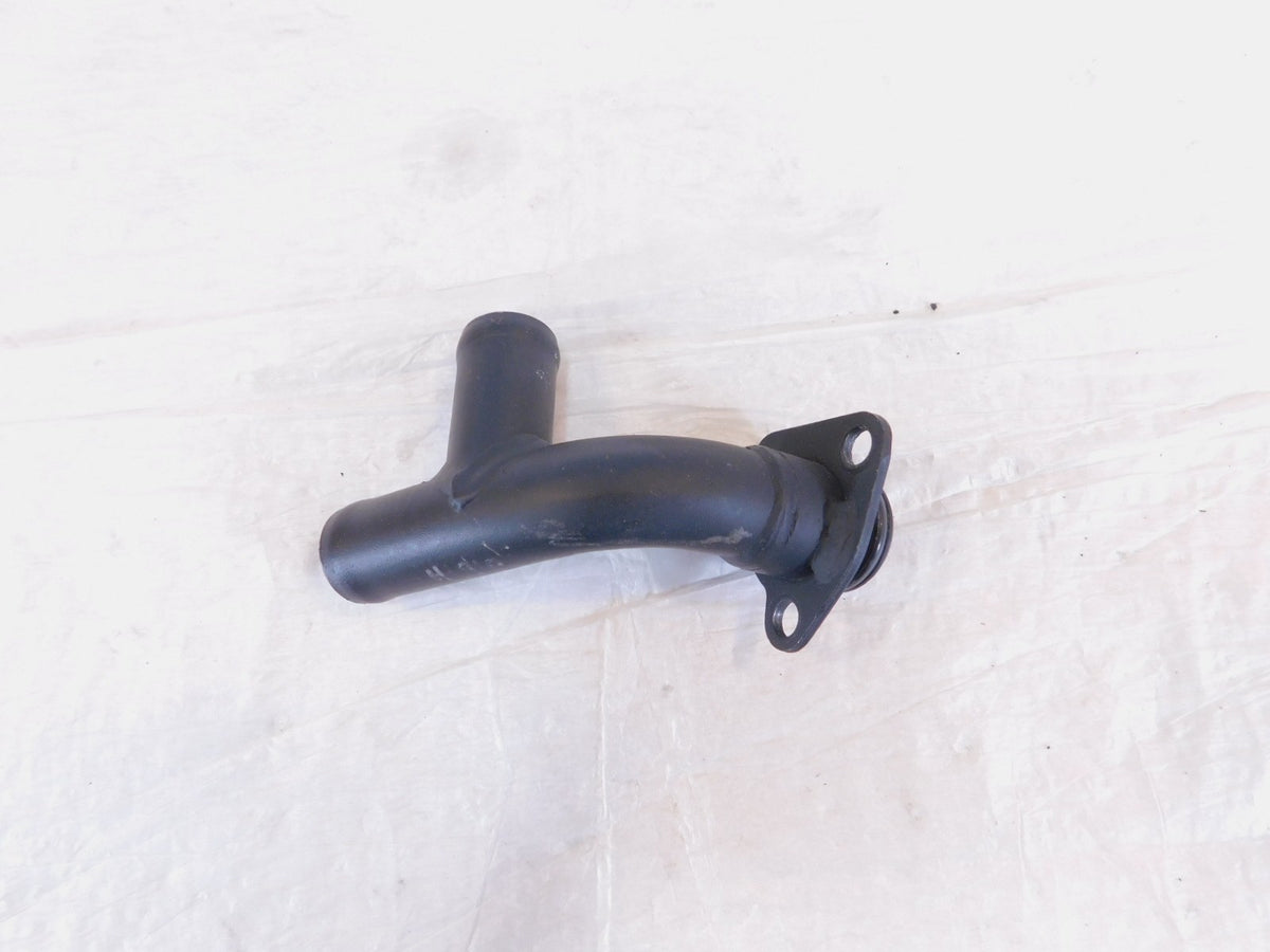 Husqvarna Svartpilen Vitpilen 401 CKD  Engine Cooling Coolant Water Pump Joint - C3 Cycle