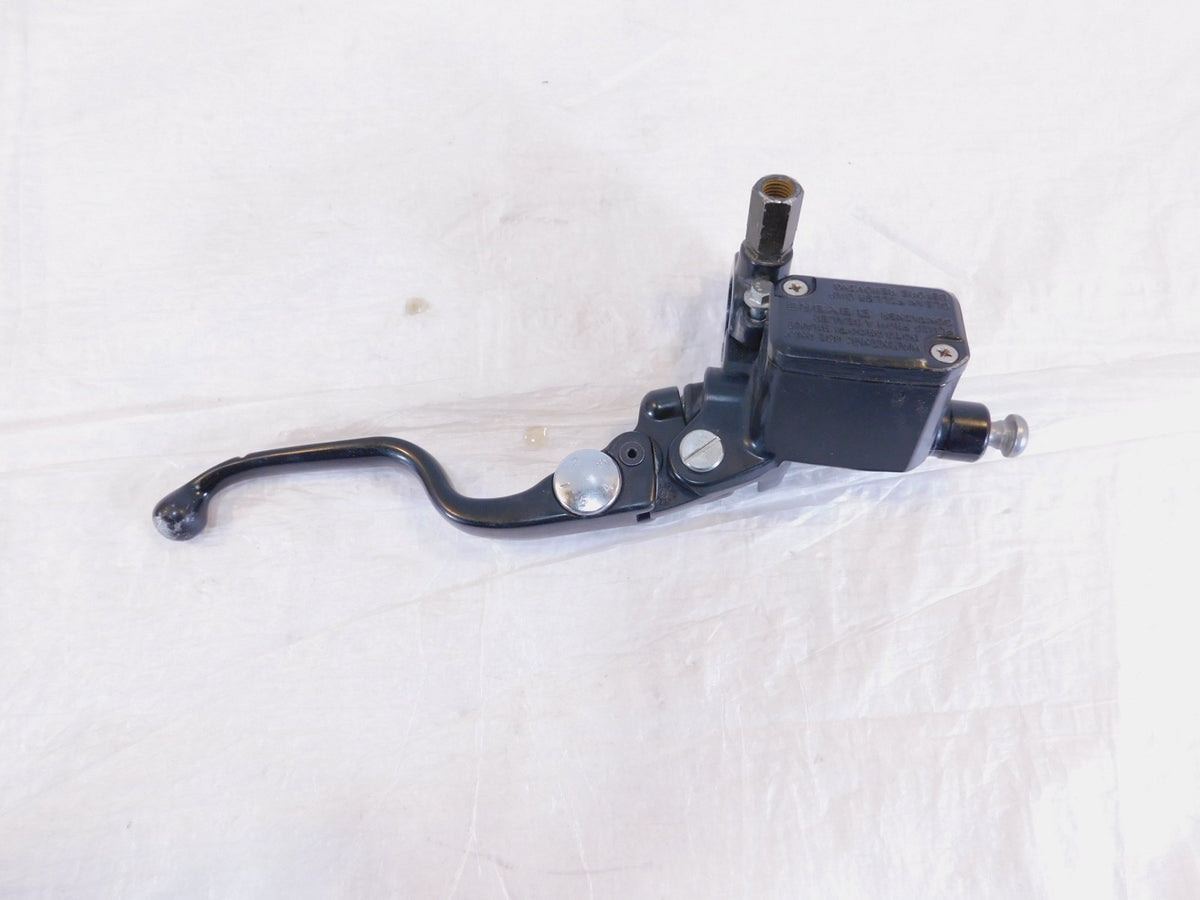 Husqvarna Svartpilen Vitpilen 401 CKD B.D  Front Brake Mster Cylinder & Lever - C3 Cycle