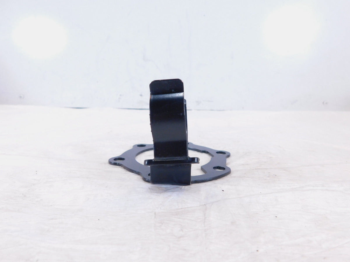 Husqvarna Svartpilen Vitpilen 401 CKD Fuel Gas Petrol Pump Mount Bracket Clamp - C3 Cycle