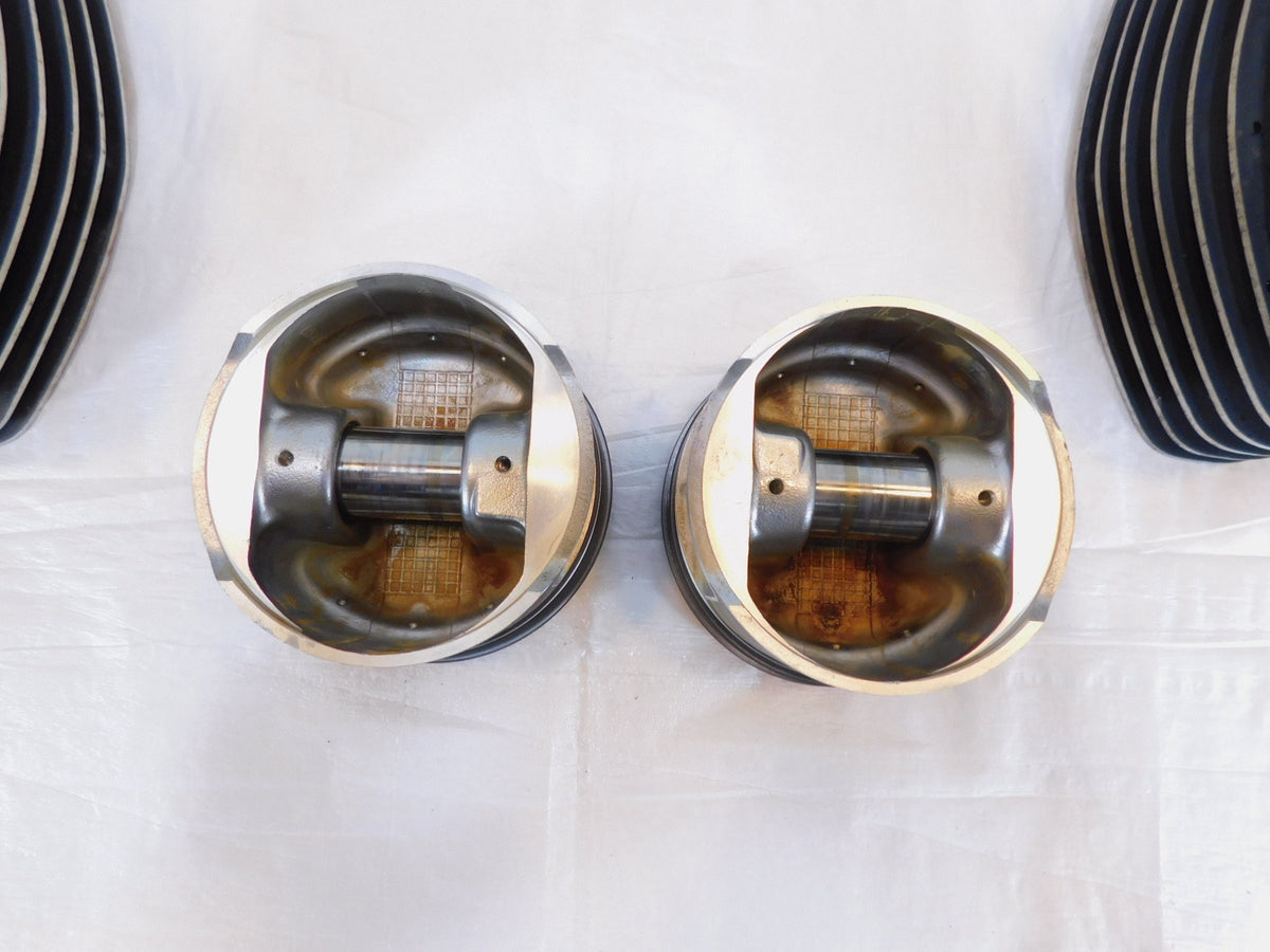 Harley Davidson Twin Cam Touring Dyna & Softail Engine Pistons & Black Cylinders - C3 Cycle