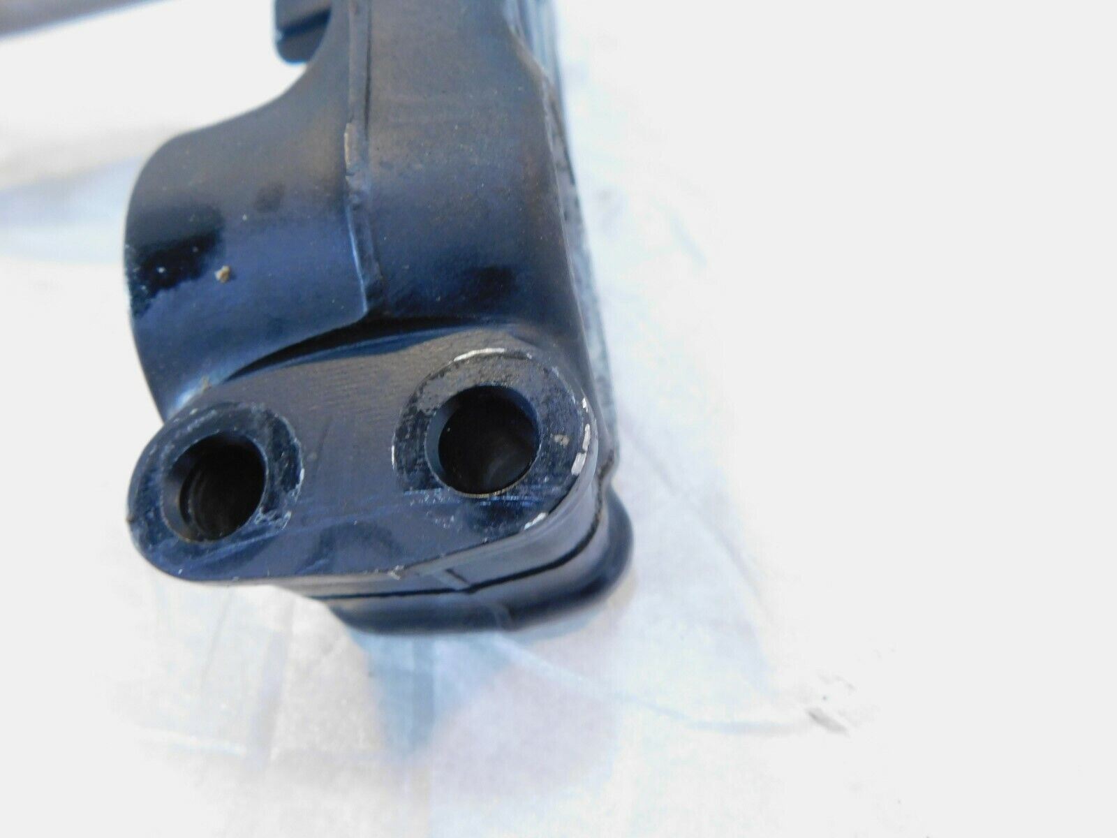 はな 94-01 Kawasaki Ninja ZX-11 ZX1100 Lower Triple Tree Stem