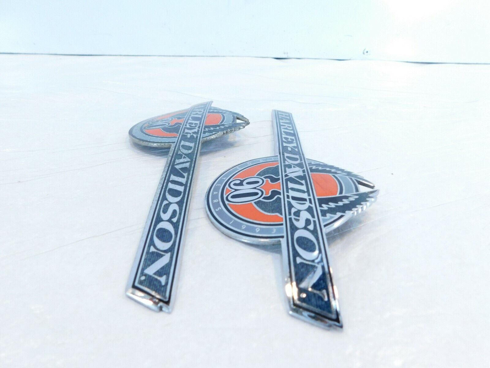 HARLEY store DAVIDSON FUEL TANK EMBLEMS 90TH ANNIVERSARY REUNION..NEW