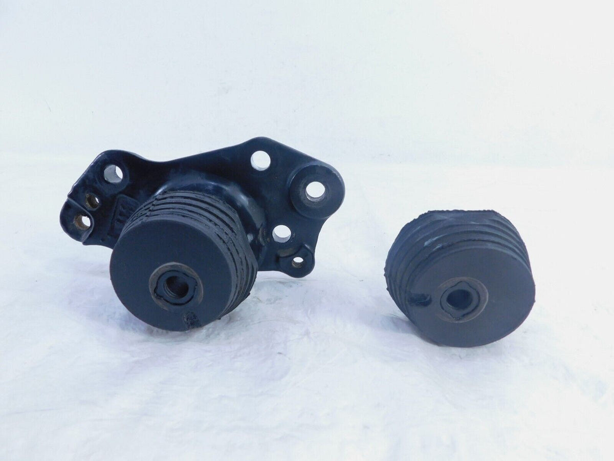 Harley Davidson Road Street Electra Glide Front Right Engine Motor Mount Bracket