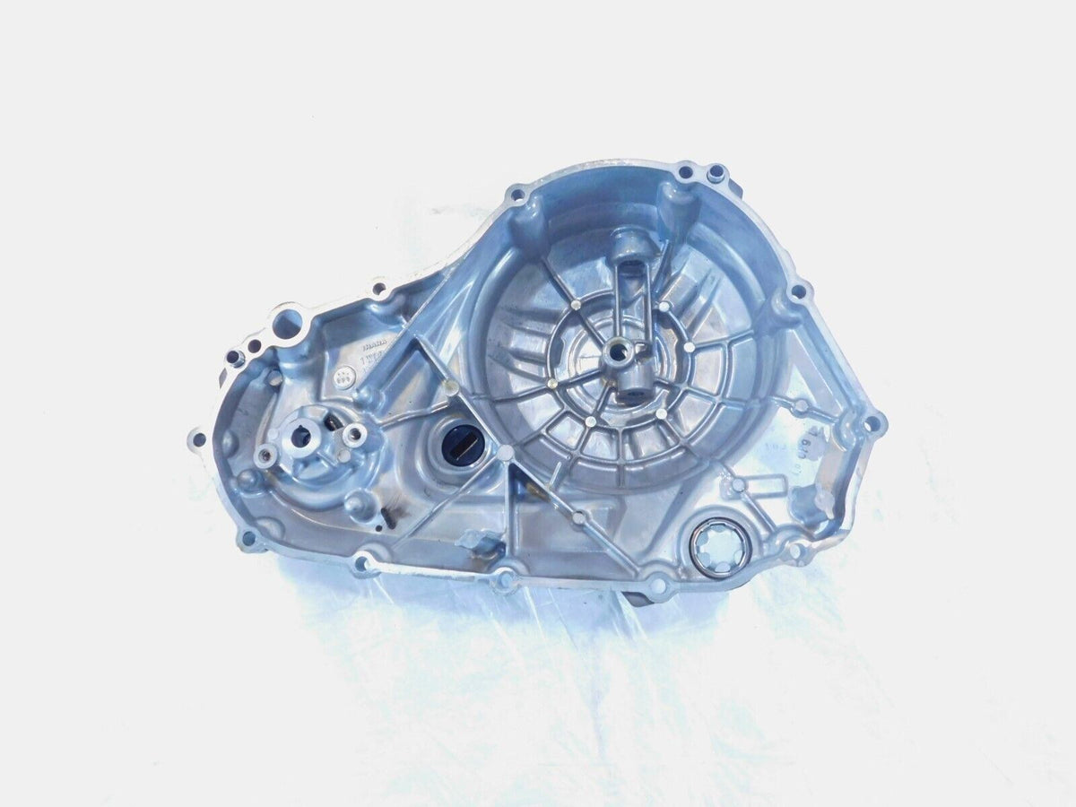 Yamaha YZFR3 YZF R3 MT03 MT-03 Right Engine Motor Crankcase Clutch Cover Case