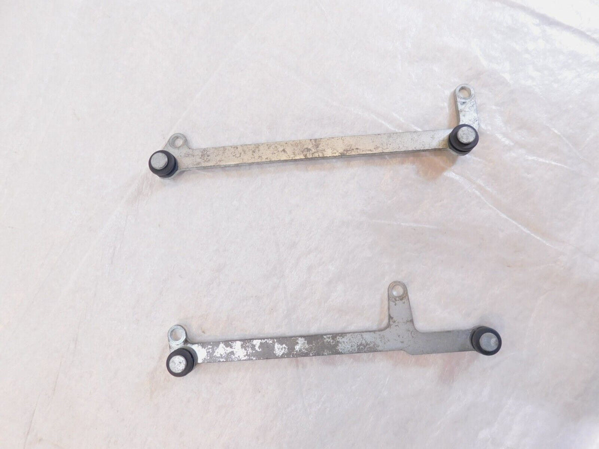 Yamaha V-Star 1300 Tourer Deluxe Stryker Front/Rear Cylinder Head Cover Brackets