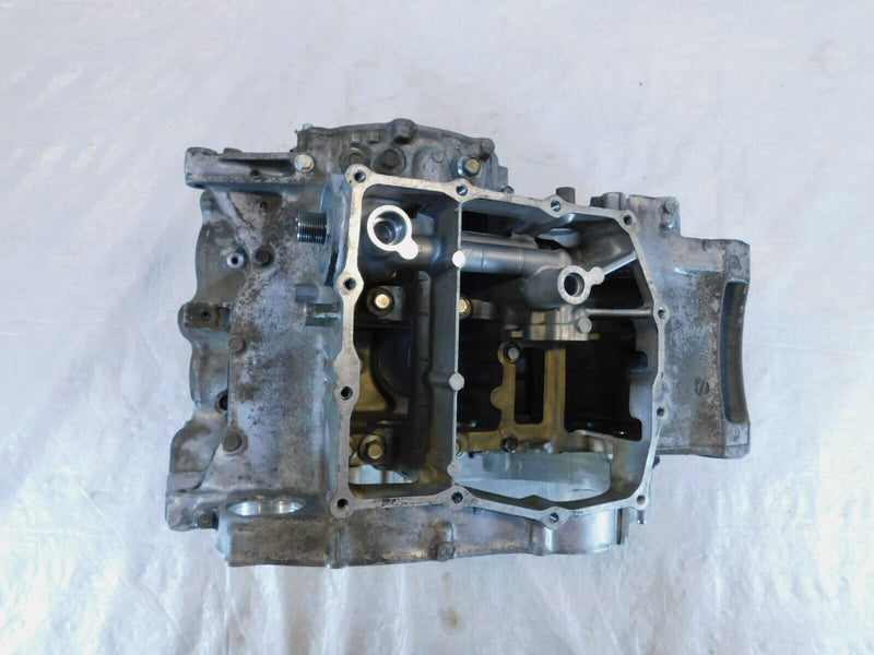 1998-2001 Honda VFR800 Interceptor VFR 800 Engine Motor Crankcase Crank Case