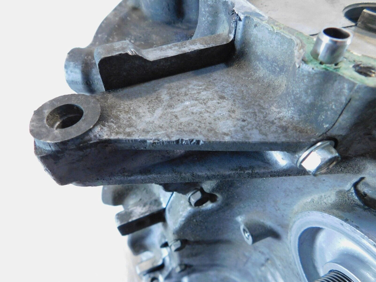 1998-2001 Honda VFR800 Interceptor VFR 800 Engine Motor Crankcase Crank Case