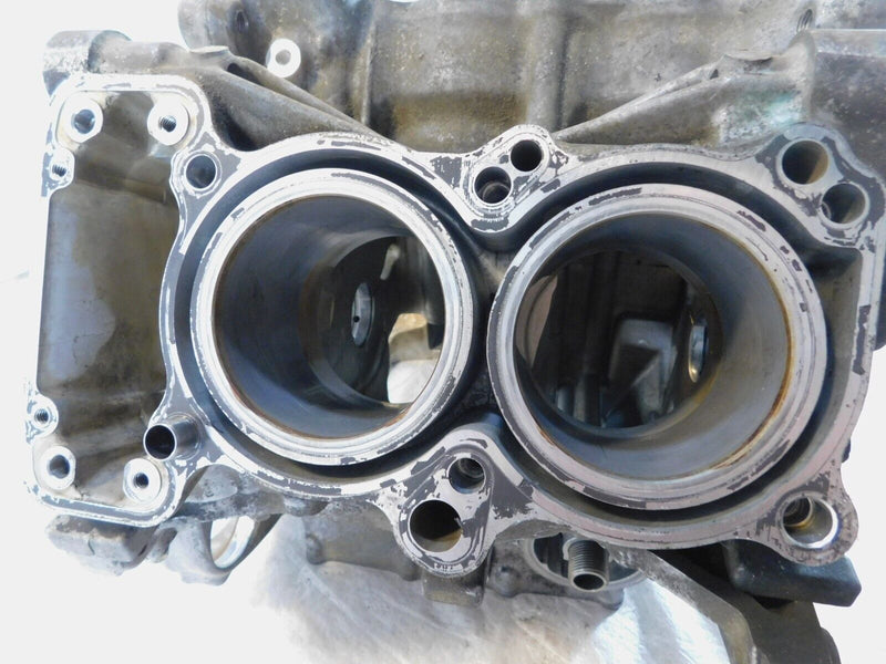 1998-2001 Honda VFR800 Interceptor VFR 800 Engine Motor Crankcase Crank Case