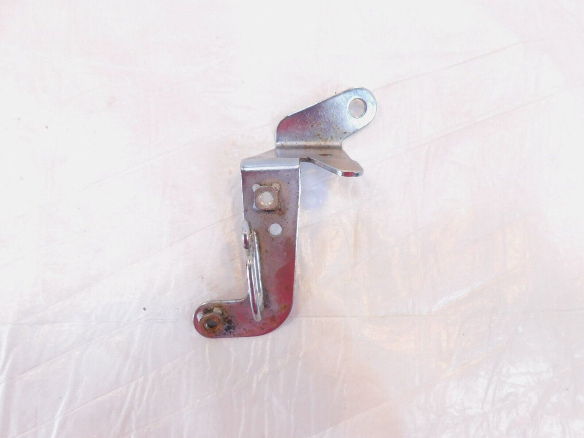 Honda Valkyrie 1500 GL1500 GL1500C Rear Master Cylinder Brake Oil Cup Bracket