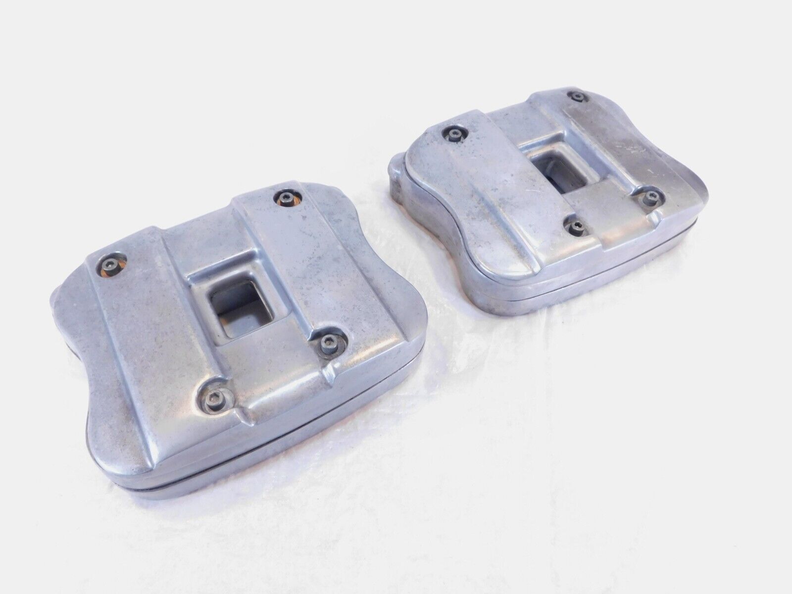 Harley Davidson Sportster 883 1100 1200 Cylinder Head Cover