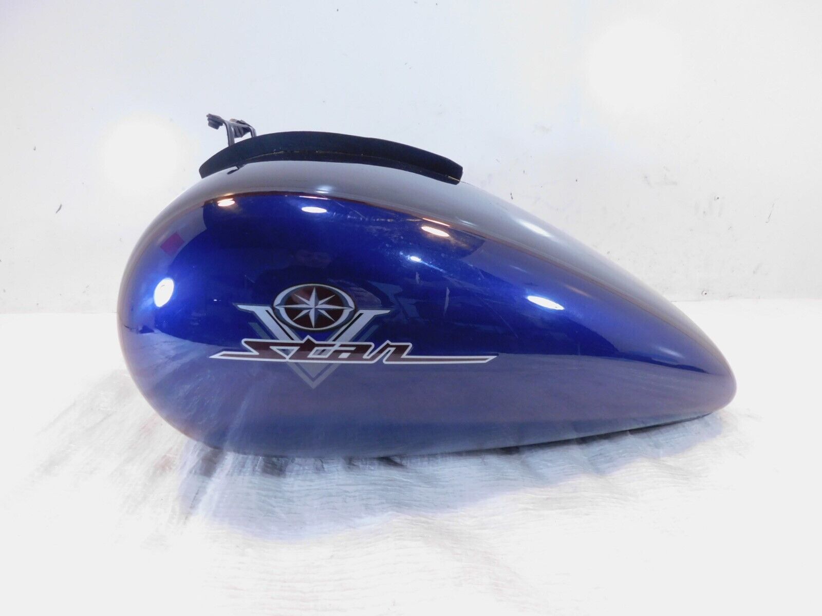 Yamaha road star custom store gas tank