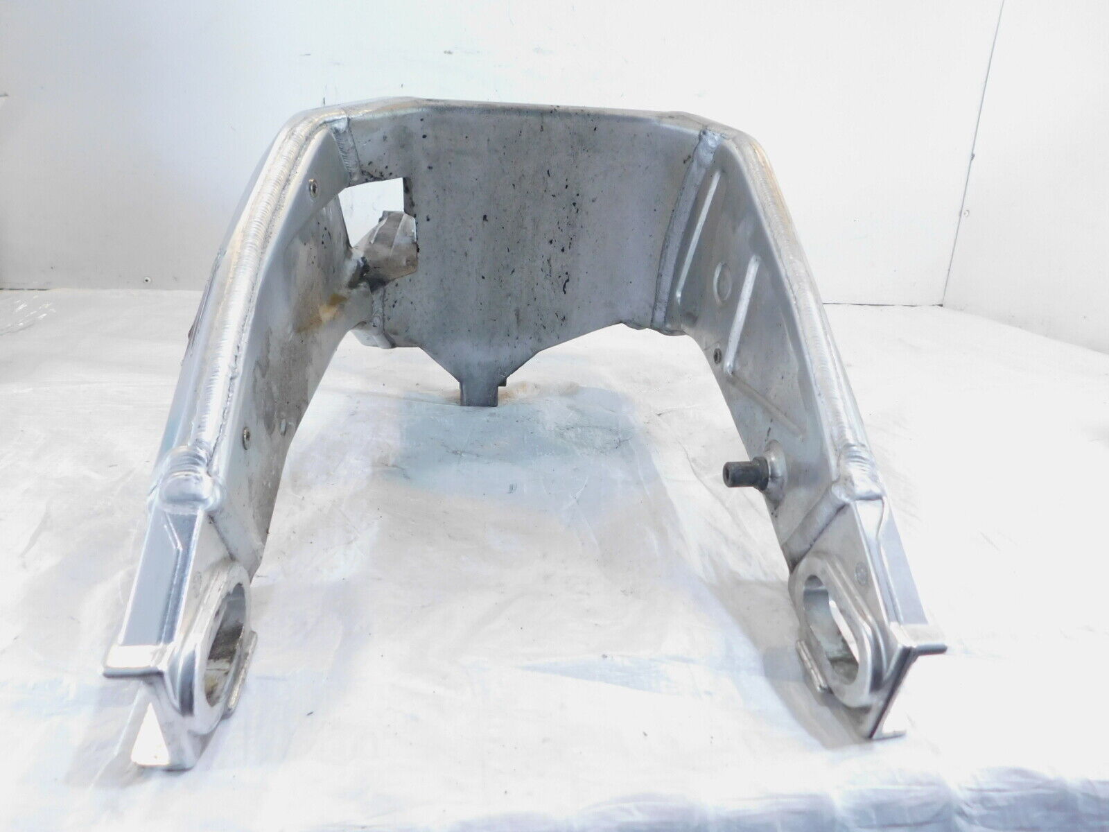 Aprilia RSV1000 RSV1000R RSVR & RSV 1000 Tuono Silver Rear