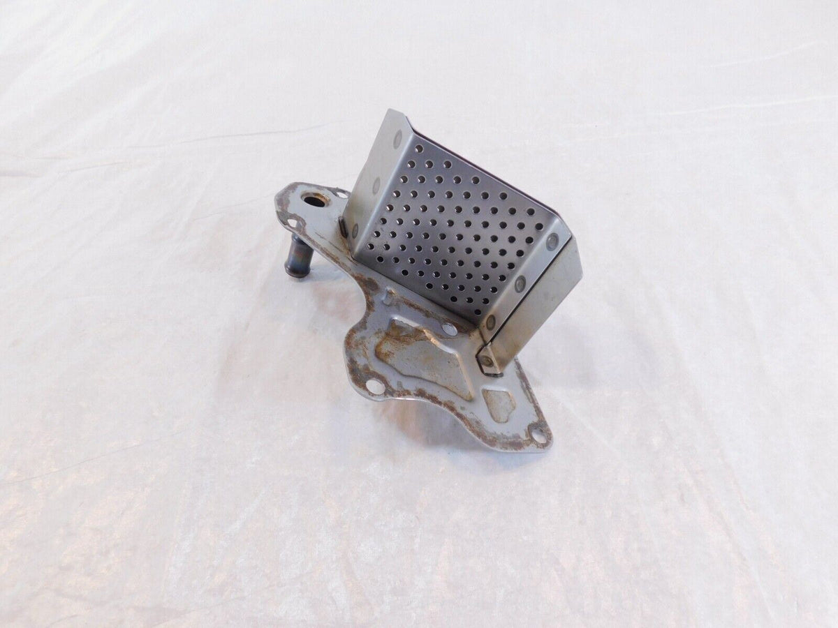 Triumph Speed Triple 1050 R S Tiger & Sprint Crankcase Oil Breather Plate Cover