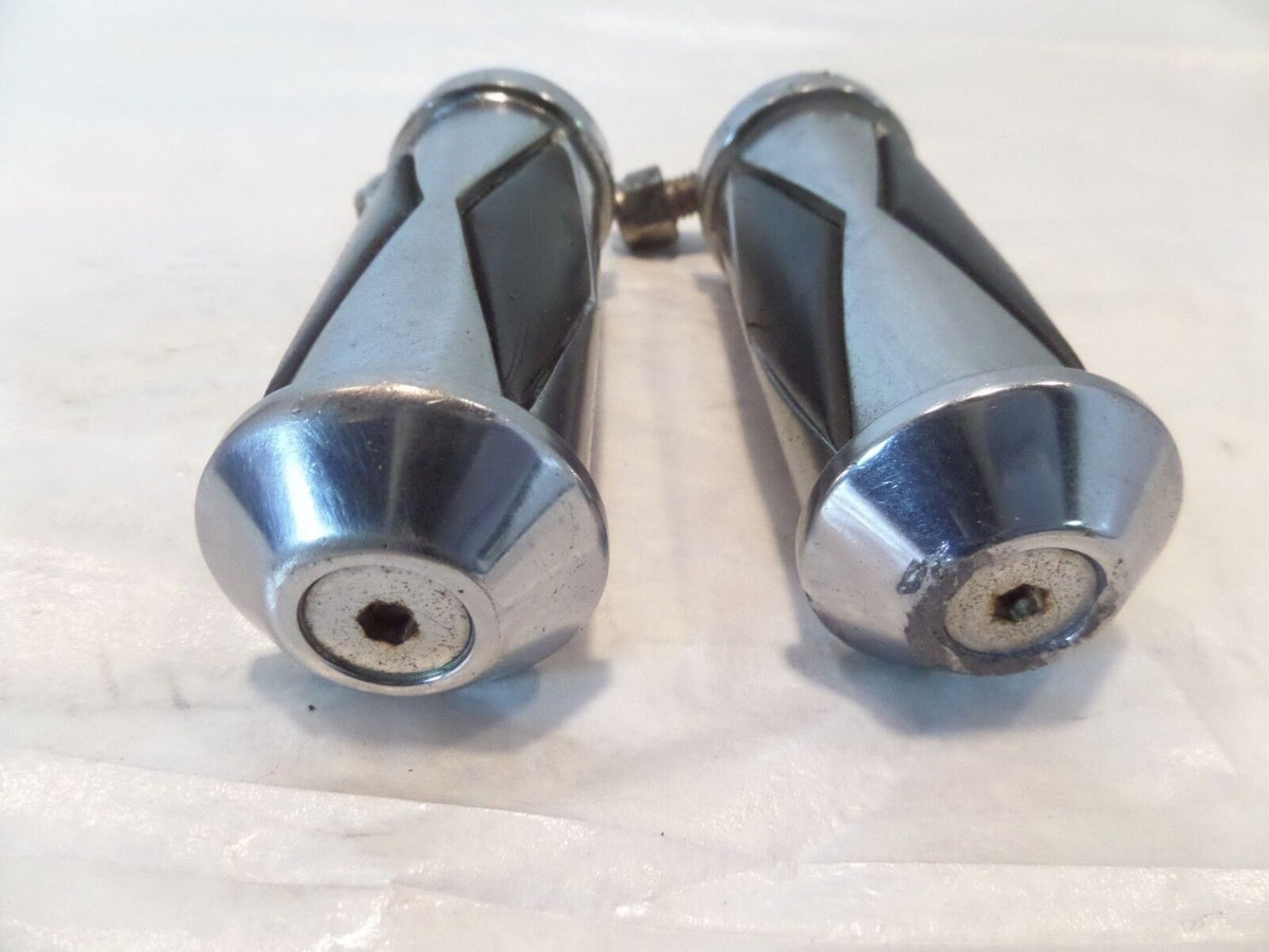 Harley Touring FXR Dyna Sportster & Softail Chrome Diamond Footpegs Footrests