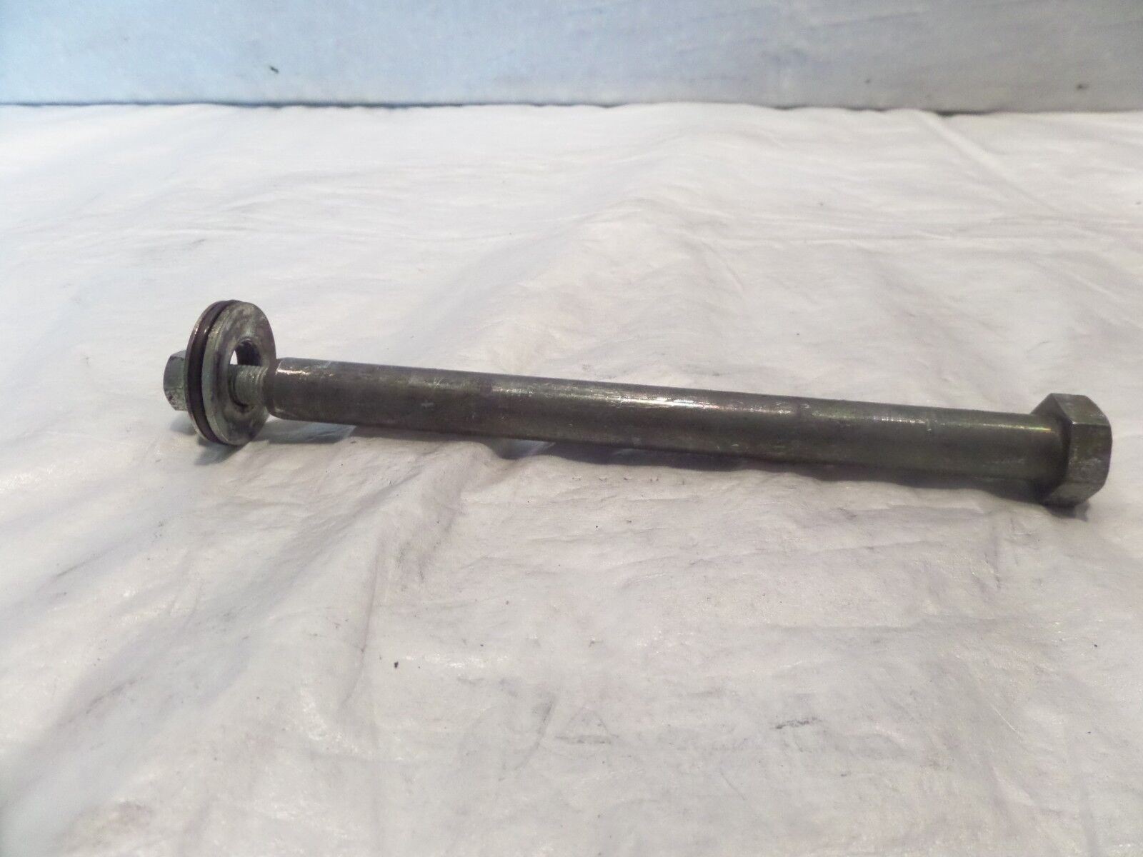 Dyna Wide & Super Glide Rear Swingarm Axle