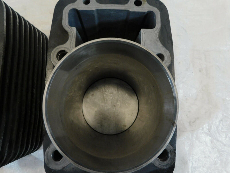 Victory Deluxe & Standard V92 Cruiser Engine Motor Cylinder Jugs w/ Pistons