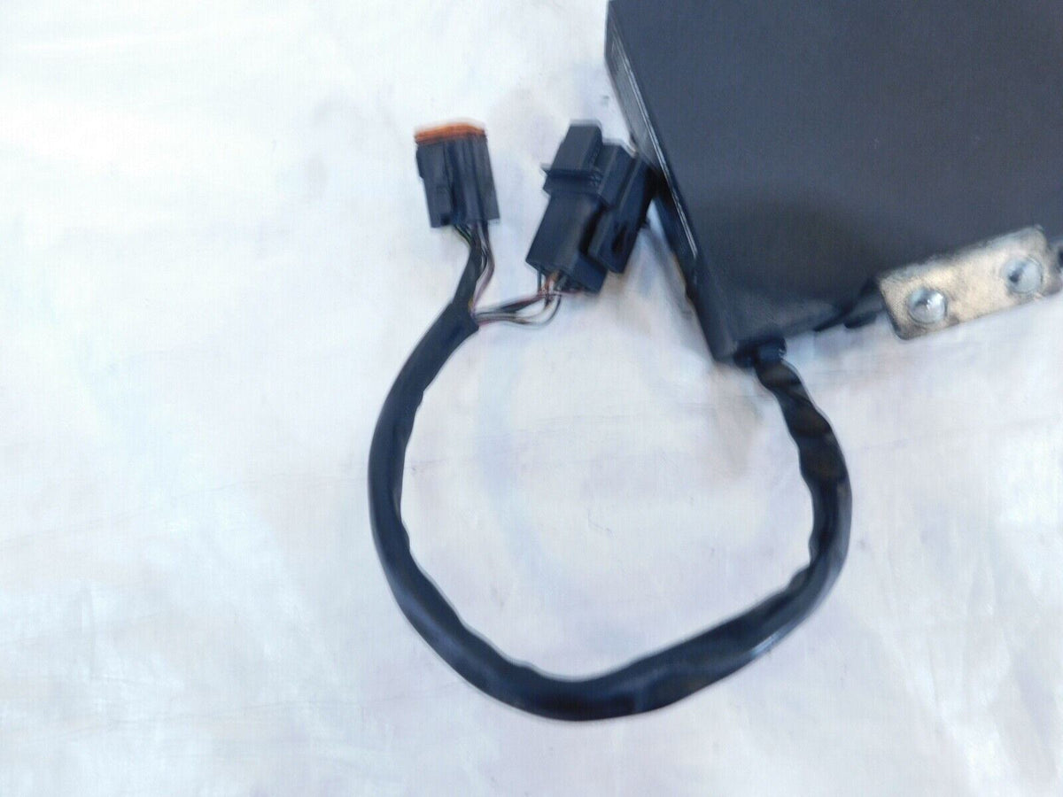 95-96 Harley Davidson Touring Electra Road King CB Radio Power Distribution Amp