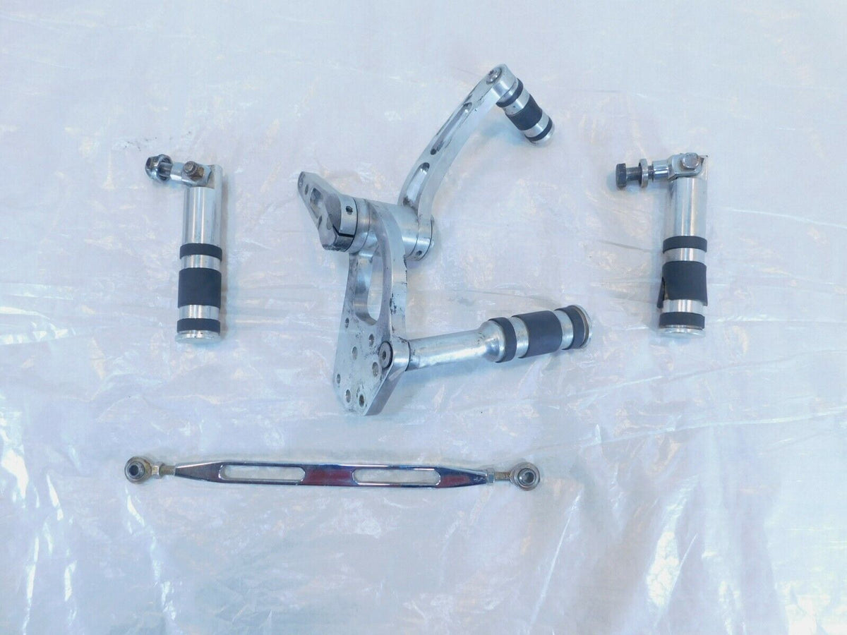 Harley Davidson Softail Custom Springer Standard Left Footpeg Footrest Bracket