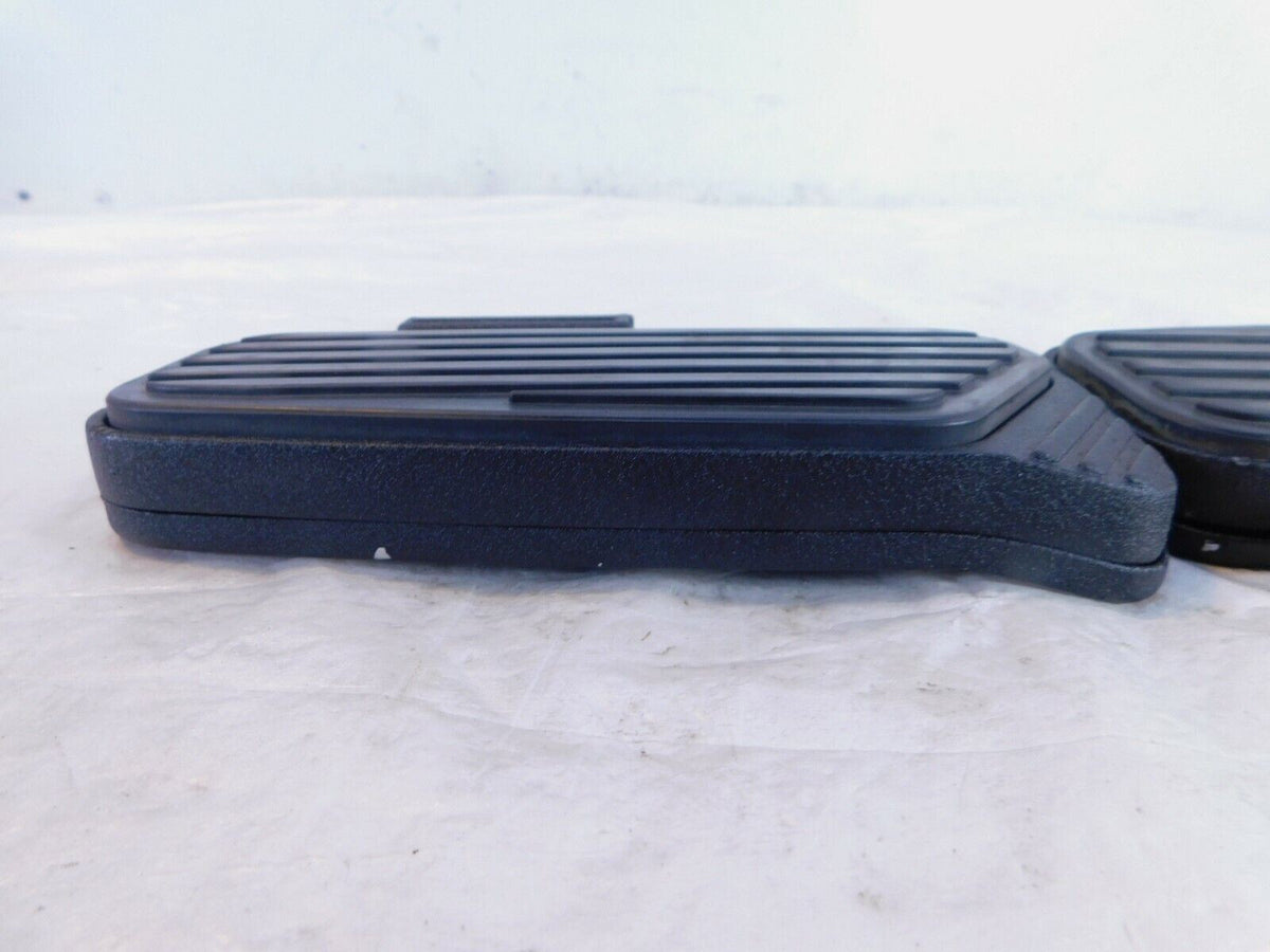 Kawasaki Vulcan 1500 Nomad Fi Left/Right Rear Passenger Footrest Footboards