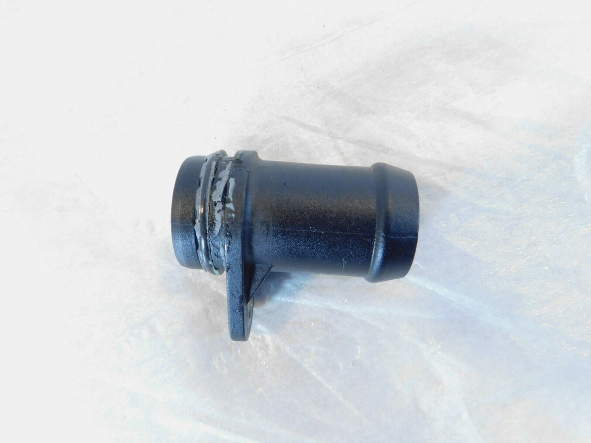 BMW R1200GS R1200RT R1200RS R1250 R1250R Crankcase Water Coolant Pipe Fitting