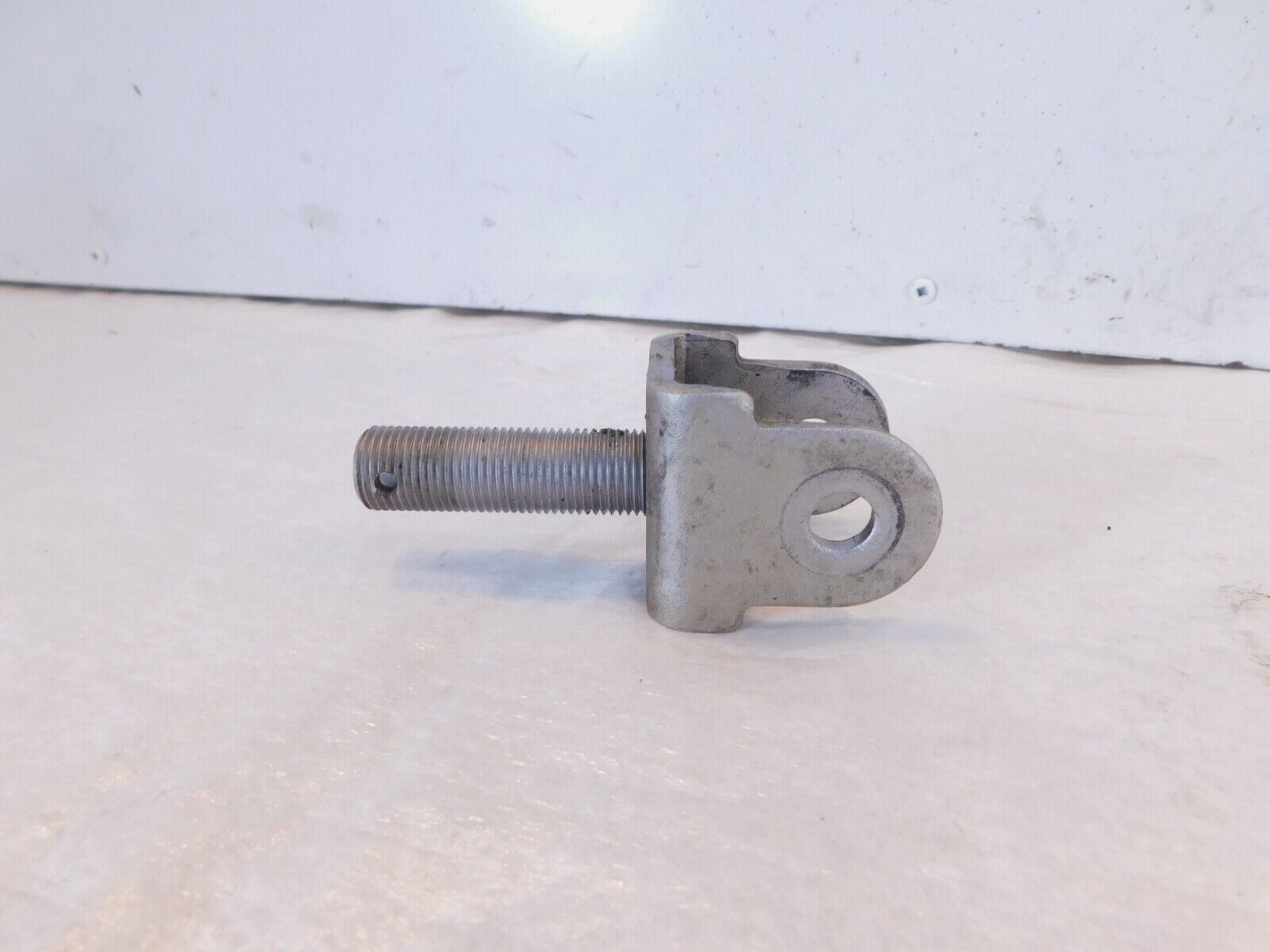 05 06 KAWASAKI ZX6R 636 OEM REAR BACK BRAKE CALIPER W MOUNT