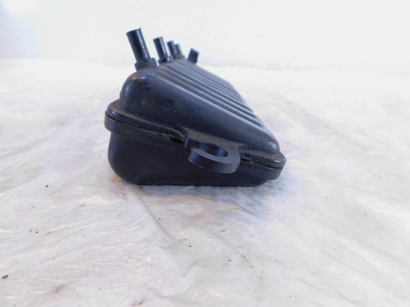 Yamaha Venture Royale XVZ12 XVZ12D Engine Motor Cylinder Head Intake Air Chamber