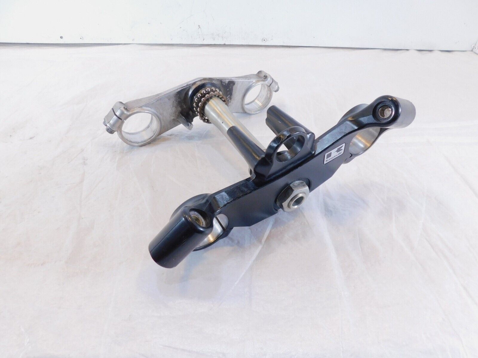 02-03 Kawasaki Ninja ZX12 ZX12R Front Triple Trees