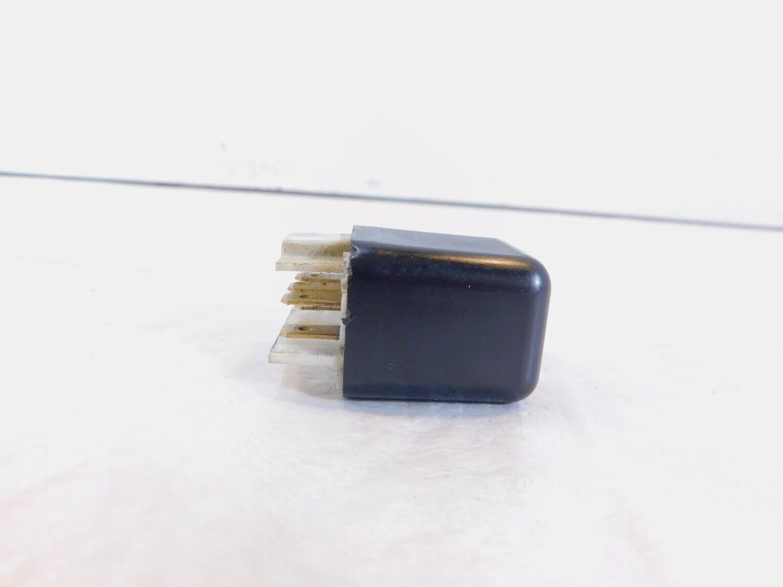 90-92 Kawasaki Ninja ZX-11 ZX1100 Wire Harness Relay Switch