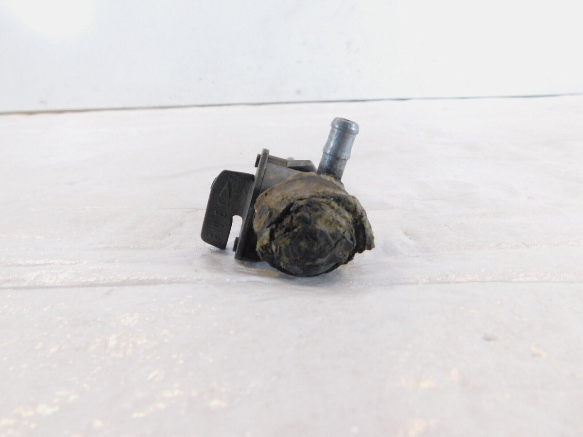 1987-1994 Honda VT1100 Shadow 1100 Fuel Gas Petrol Tank Petcock Shut-off Valve