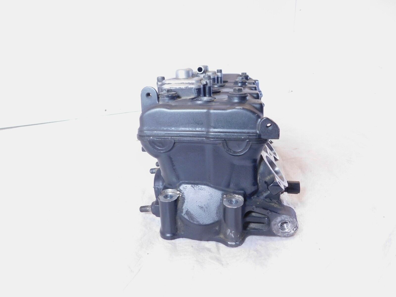 2006-2007 06-07 Kawasaki Ninja ZX-10R ZX10R Engine Motor Cylinder Head