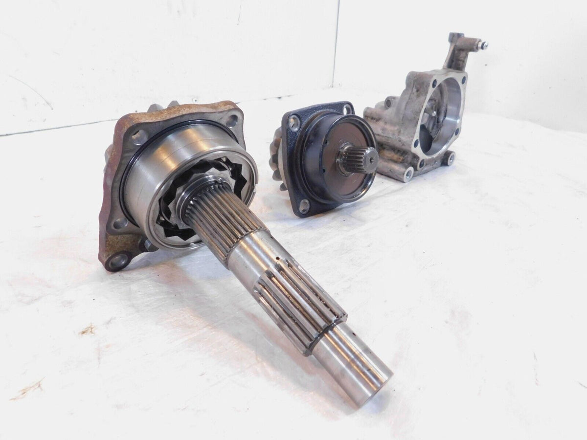 Honda VTX1300 VTX VT1300 Fury Transmission Cross Shaft Differential Case Housing