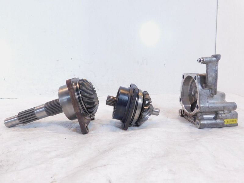 Honda VTX1300 VTX VT1300 Fury Transmission Cross Shaft Differential Case Housing